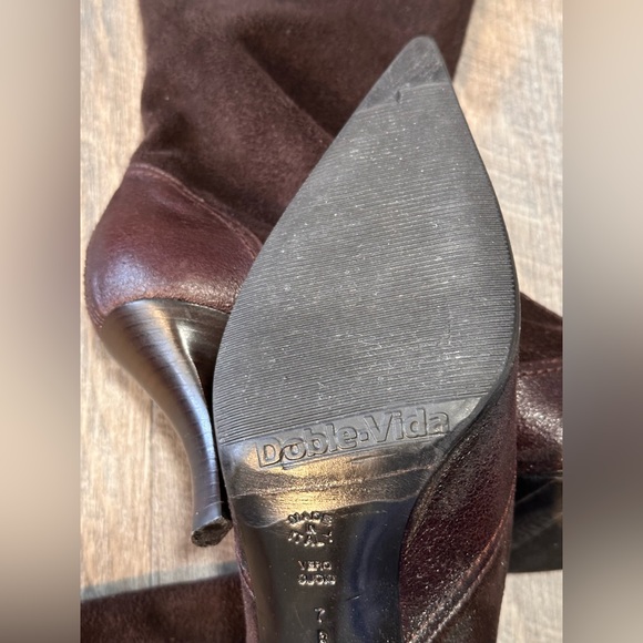 Casadei Suede & Leather Pointed Toe Pull-On Kitten Heel Ankle Boots - Size 7 - Picture 8 of 17